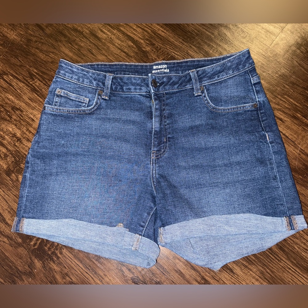 Amazon Essentials Denim Jean Shorts Size 12